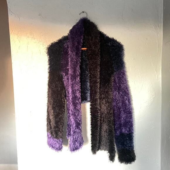 Vintage Y2k 2004 Purple Black Fuzzy Cropped Sweater Jacket w/ Attached Scarf OS - Picture 1 of 8